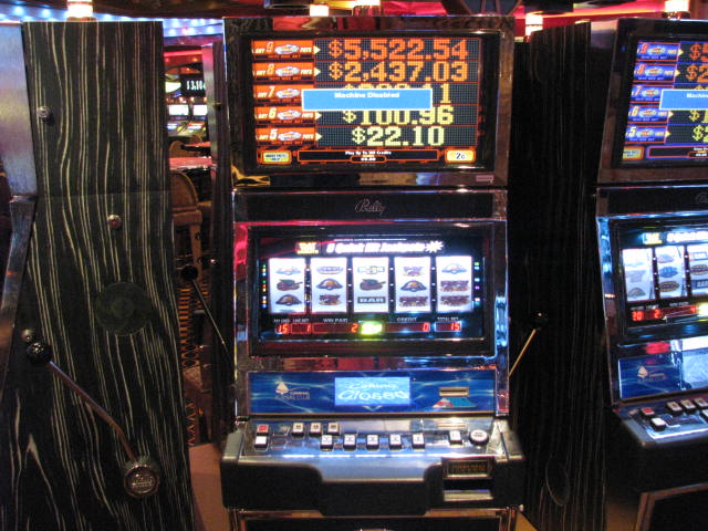 Как выбрать игровой автомат в казино Вулкан